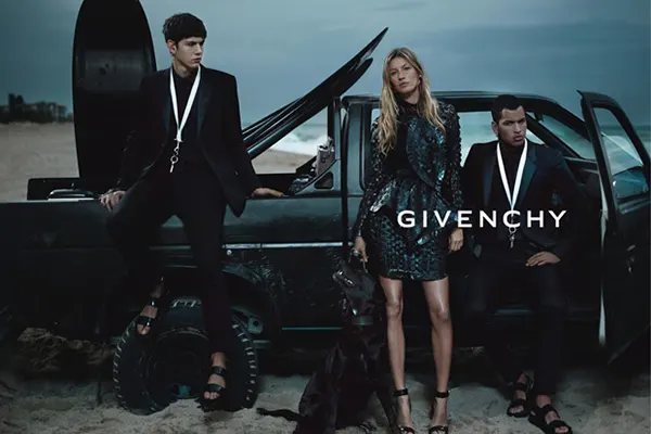 colaboração Rihanna Givenchy